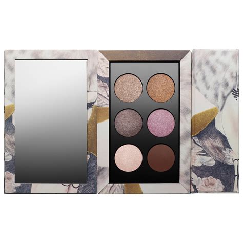 The 15 Sexiest Nude Makeup Palettes 